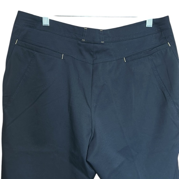 Tail Tech Golf Short Navy with Gold Zipper Pockets Size 12 - Picture 6 of 9